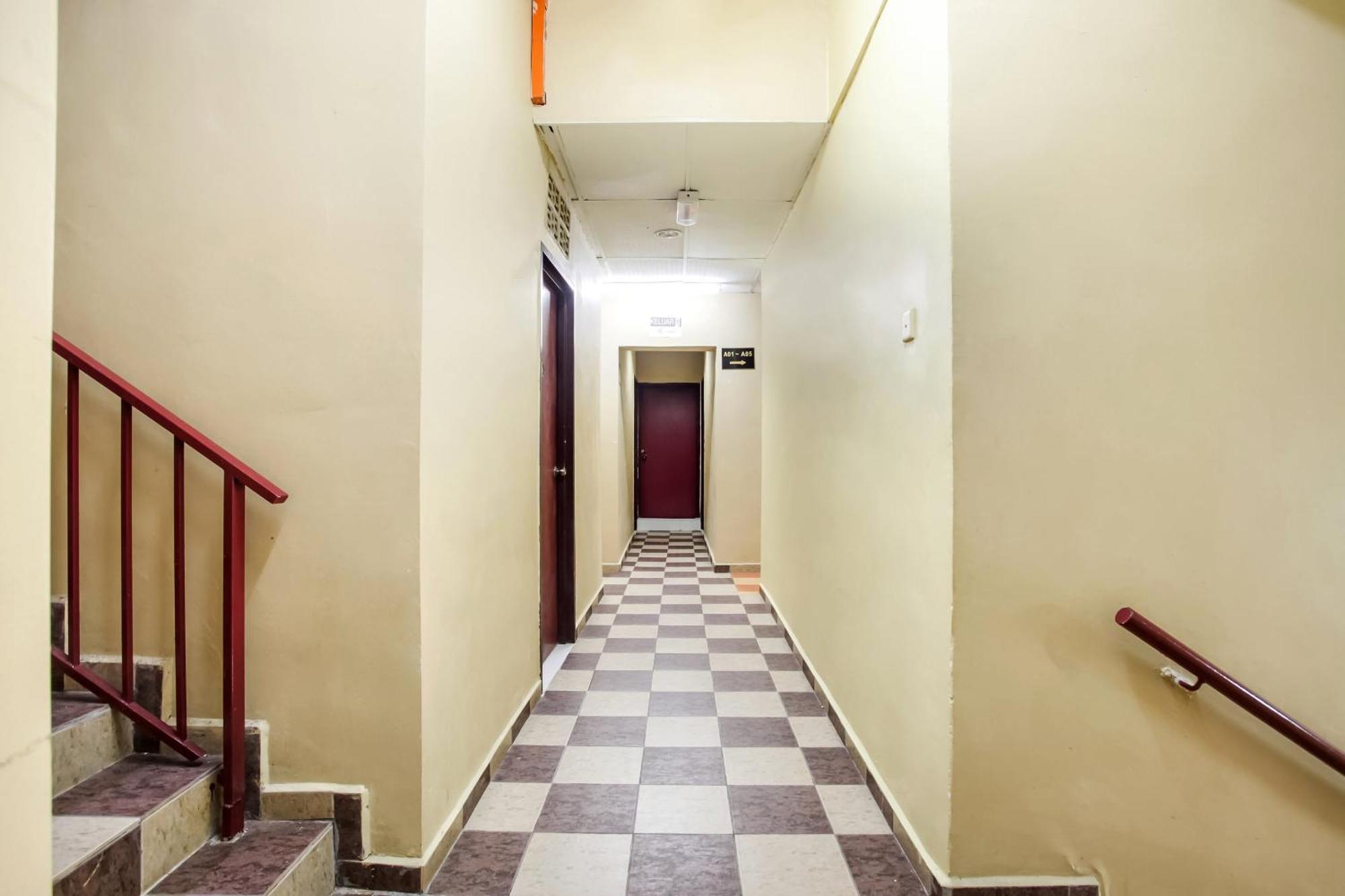 Super Oyo 89427 Kavanas Hotel Taiping Exterior foto