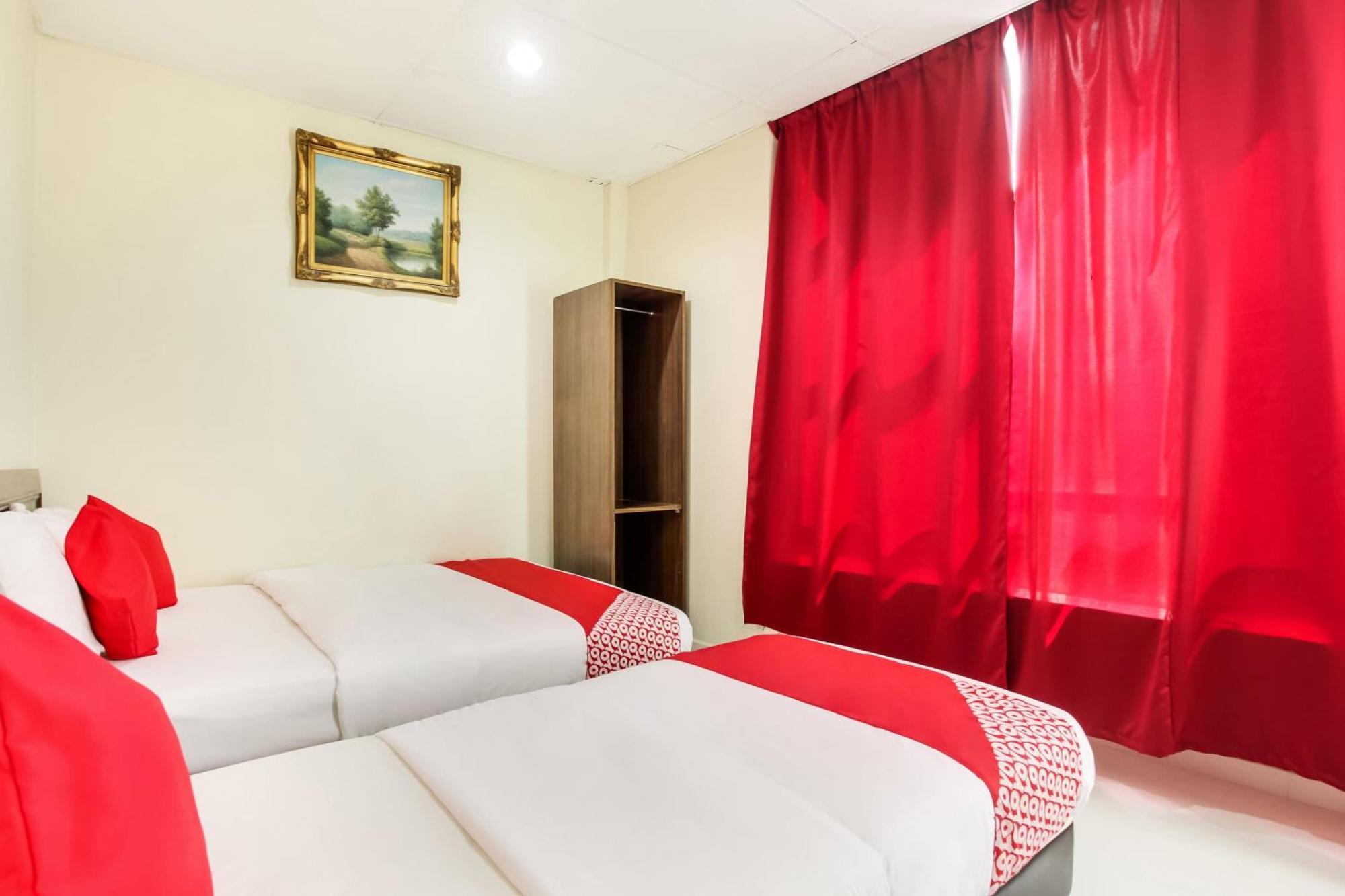 Super Oyo 89427 Kavanas Hotel Taiping Exterior foto